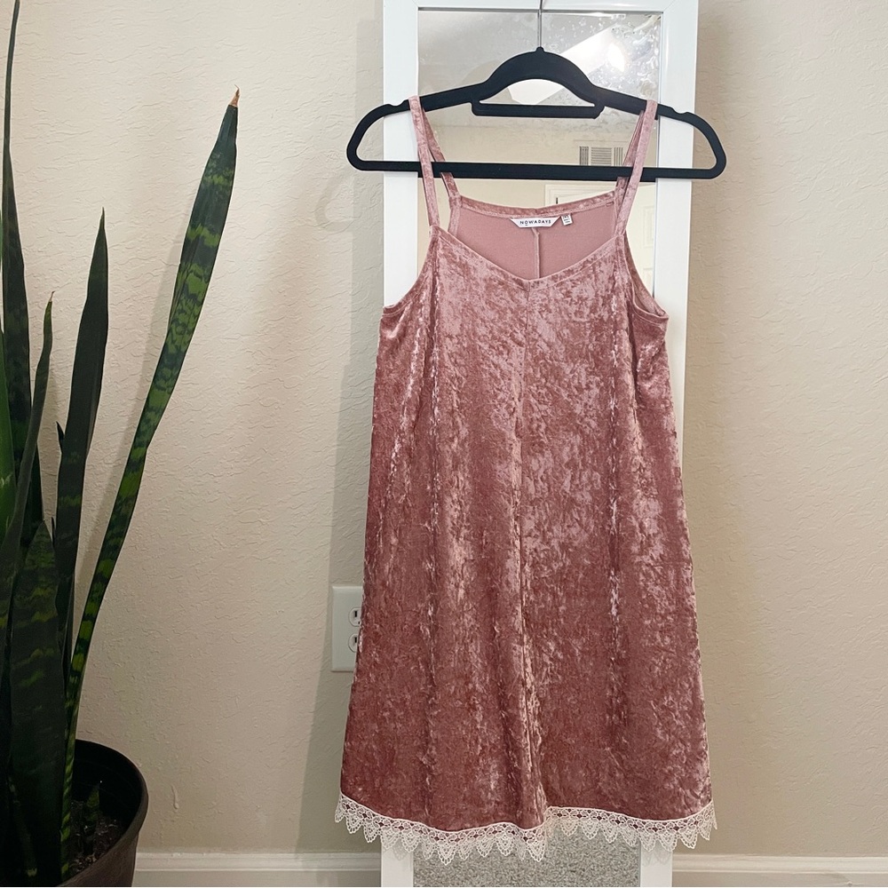 NOWDAYS🩷Velvet Slip Dress.